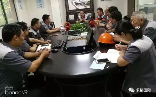 640.webp (1) 640.webp (1)